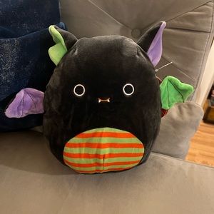 Squishmallows 8” Fariq the bat Halloween 2022